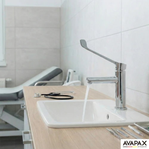 pol_pl_Bateria-umywalkowa-stojaca-z-dzwignia-Medico-chrom-252_5.webp