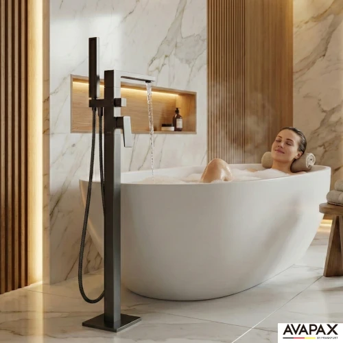 pol_pl_Bateria-wannowa-wolnostojaca-z-zestawem-natryskowym-gun-metal-190_3.webp