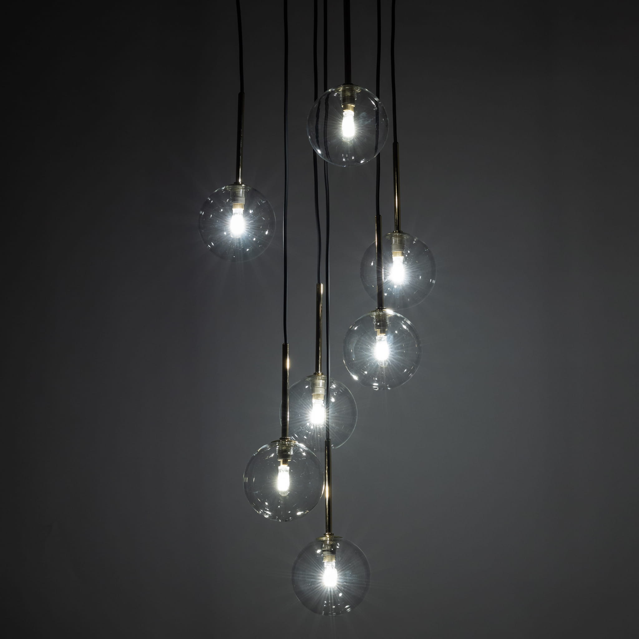 Lampa wisząca do salonu klosz szklany kule czarna złota TK Lighting Nilos 5362 7x6W G9