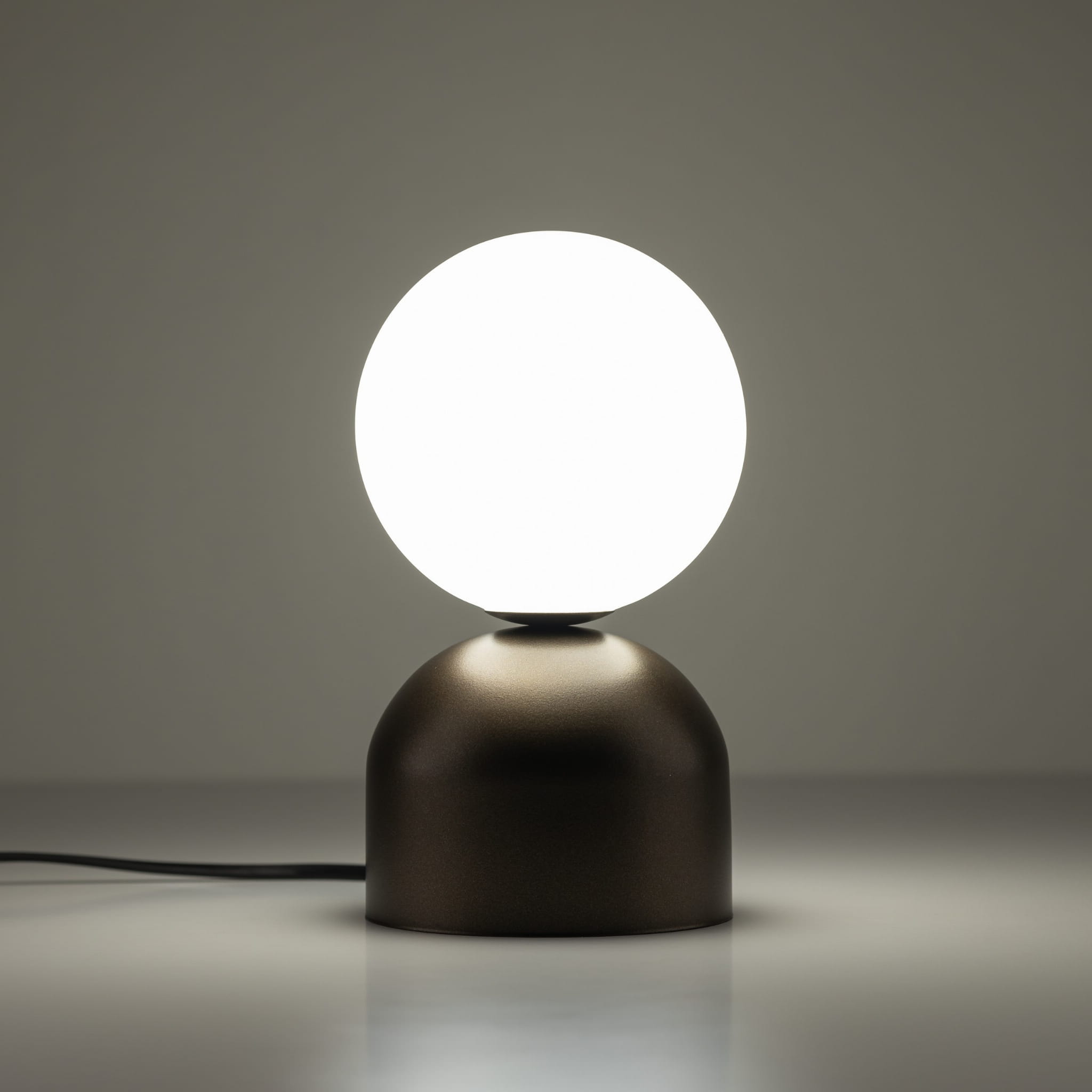 Lampka nowoczesna skandynawska loft klosz szklany kula brązowa biała TK Lighting Miki 16043 1x8W G9