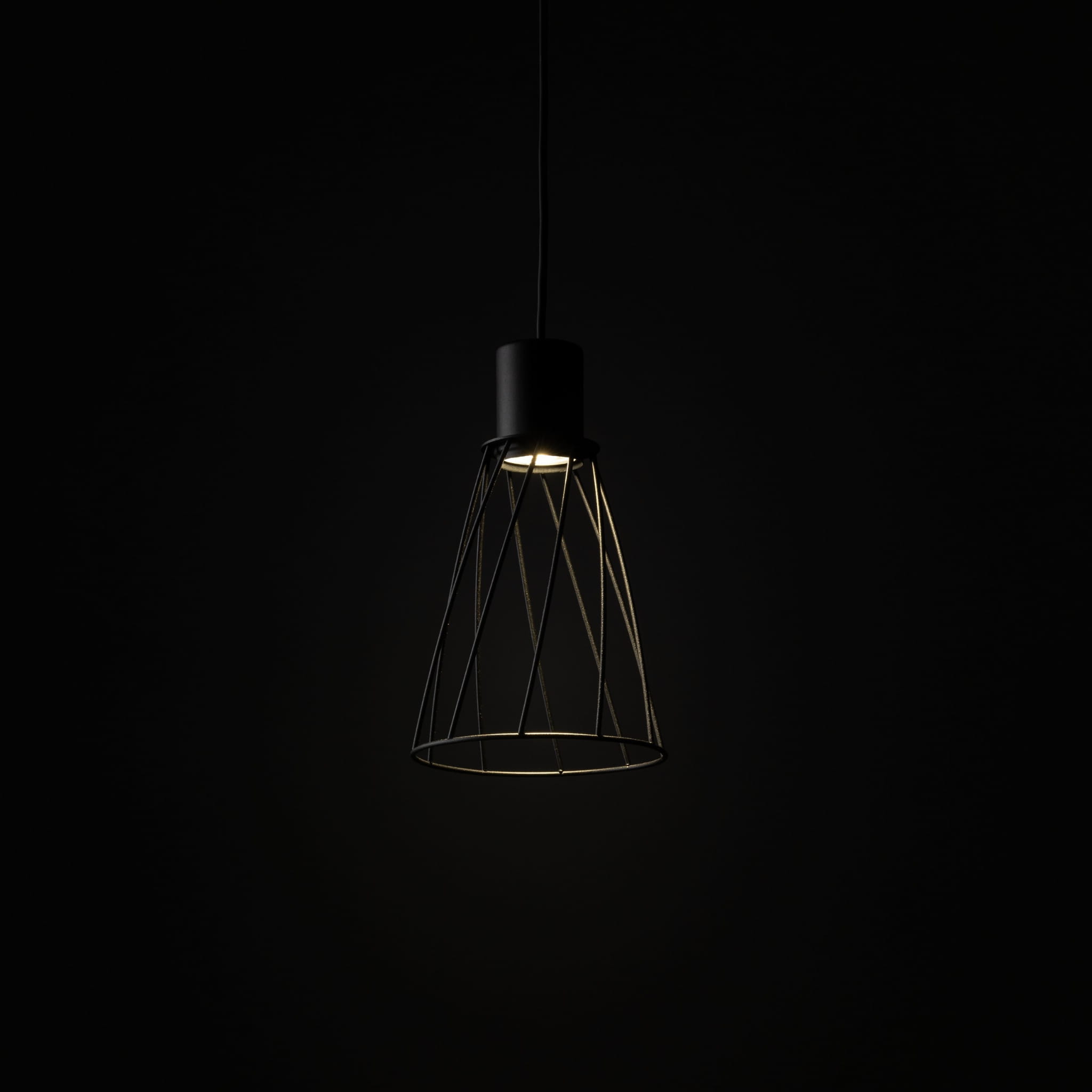 Lampa wisząca nowoczesna industrialna loft ażurowa klosz metalowy pręty stożek czarna TK Lighting Modesto 10159 1x10W GU10