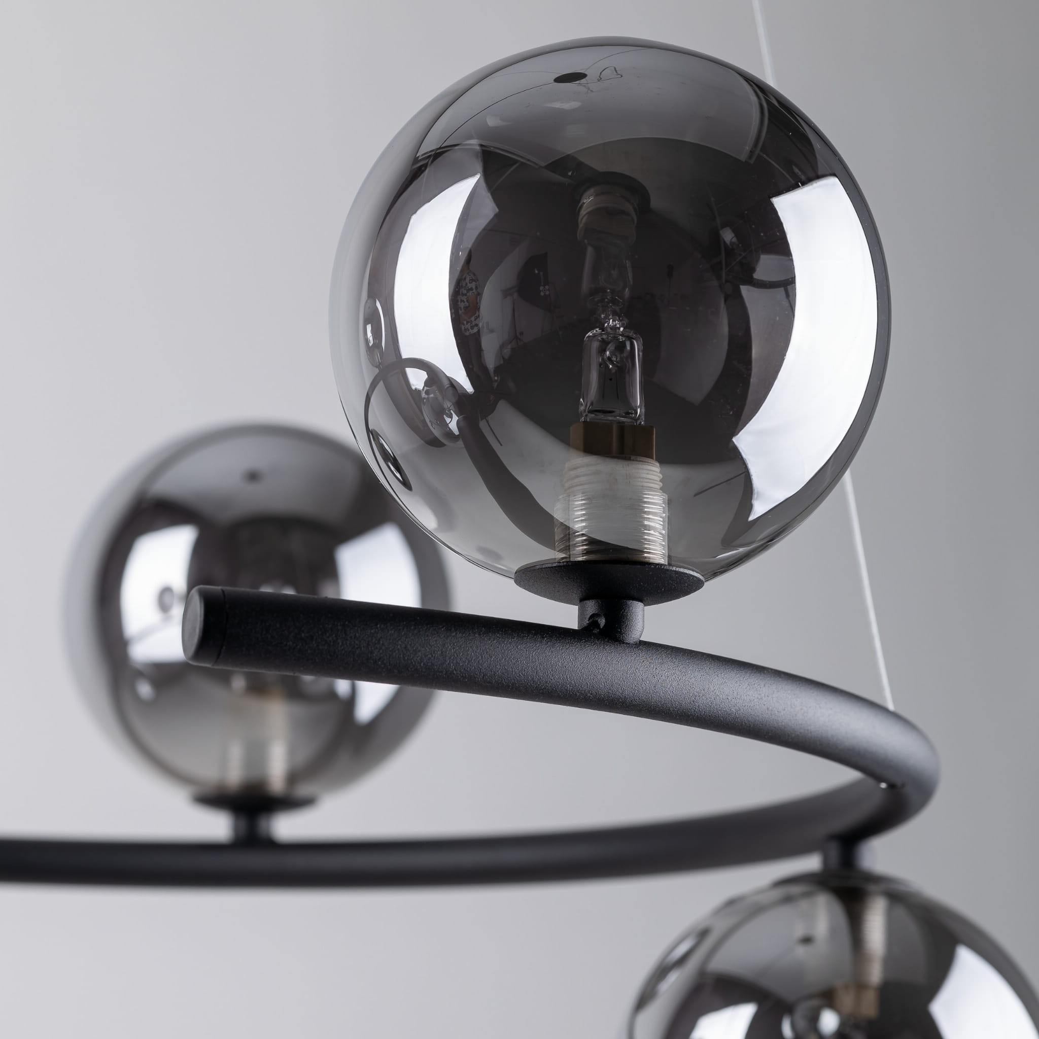 Lampa wisząca nowoczesna loft industrialna koło pierścień obręcz klosz szklany kule czarna grafitowa TK Lighting Anabelle 6844 8x6W G9