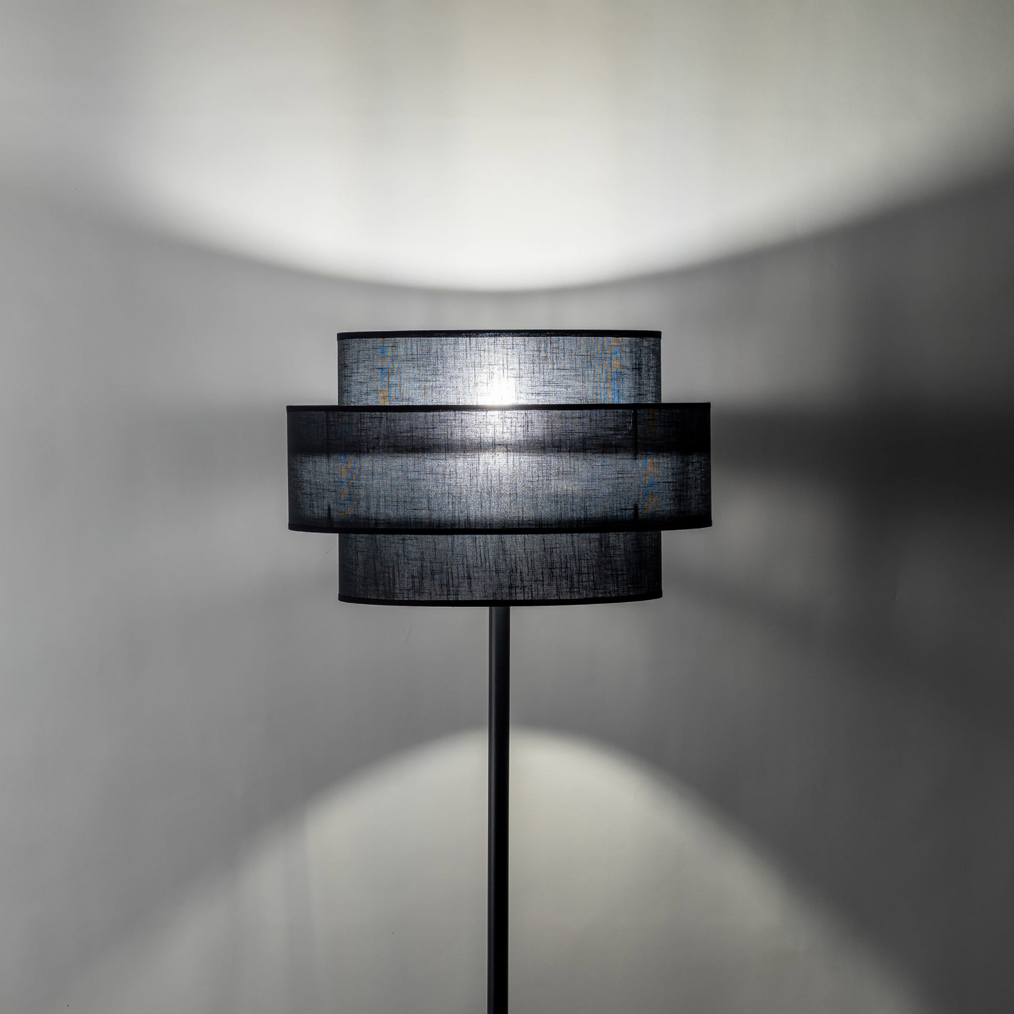 Lampa podłogowa nowoczesna klasyczna abażur materiałowy tuba czarna TK Lighting Calisto 5896 1x15W E27