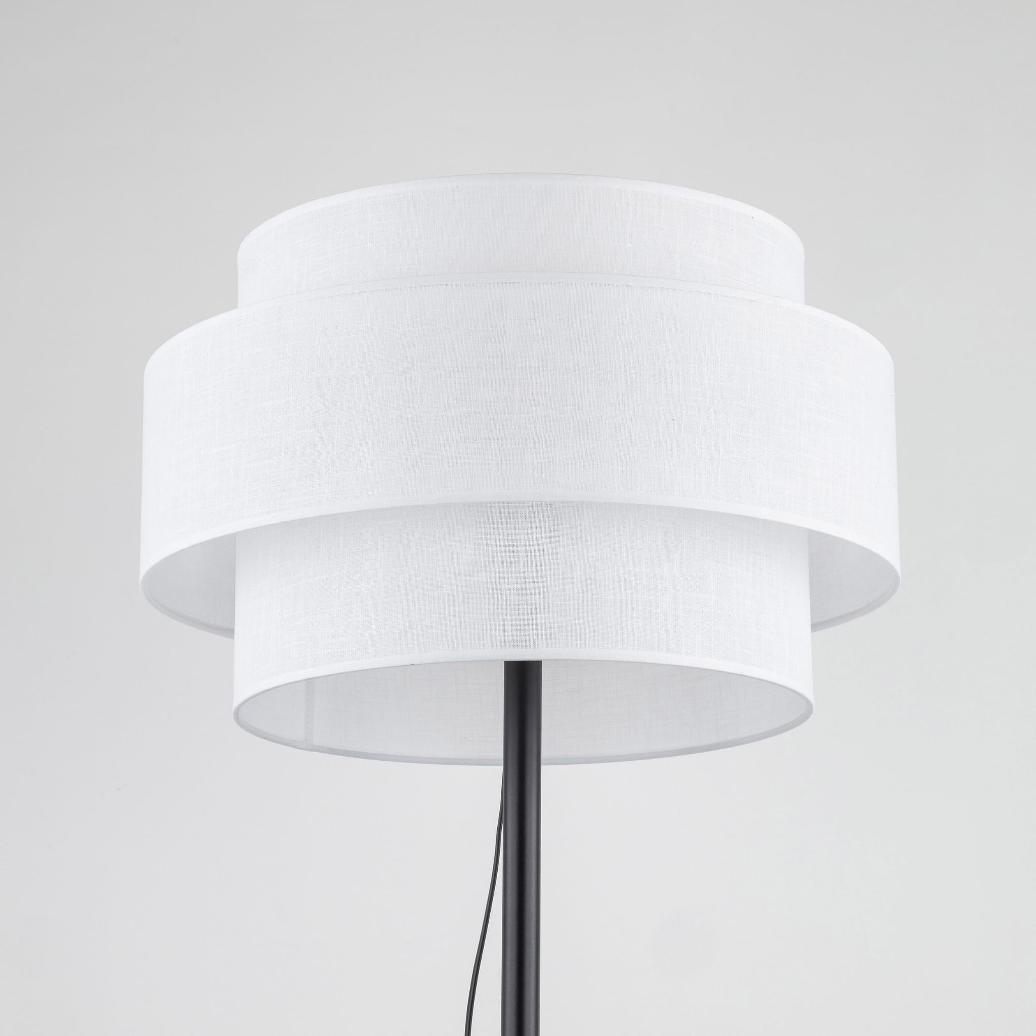 Lampa podłogowa nowoczesna klasyczna abażur materiałowy tuba biała czarna TK Lighting Calisto 5894 1x15W E27