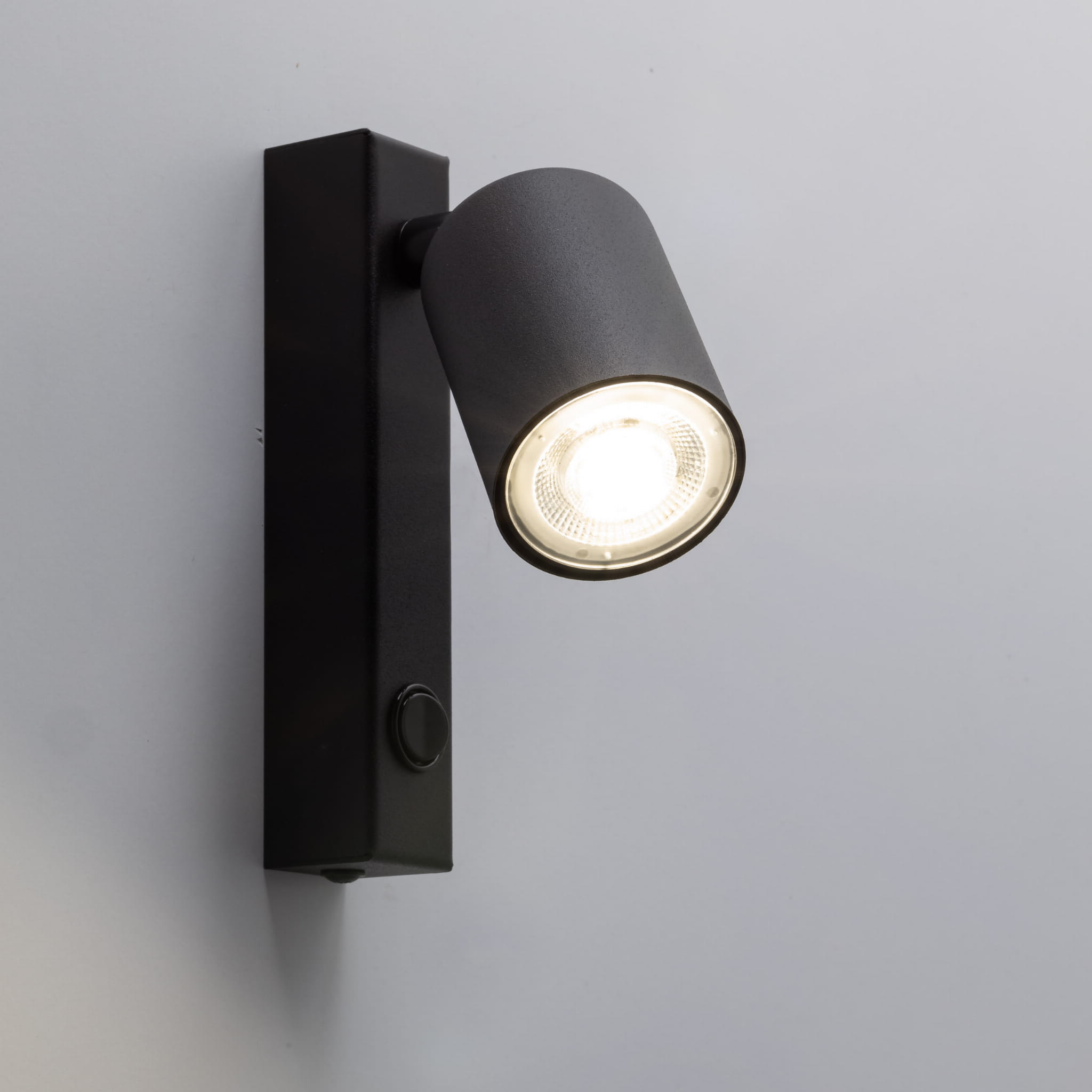 Kinkiet nowoczesny elegancki metalowy tuba z włącznikiem czarny TK Lighting Top 5738 1x10W GU10