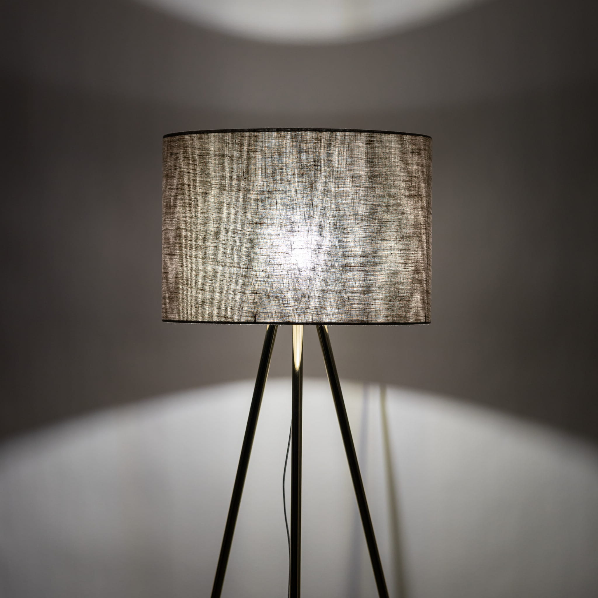 Lampa podłogowa nowoczesna elegancka loft glamour pręty abażur materiałowy złota beżowa TK Lighting Umberto 16036 1x15W E27