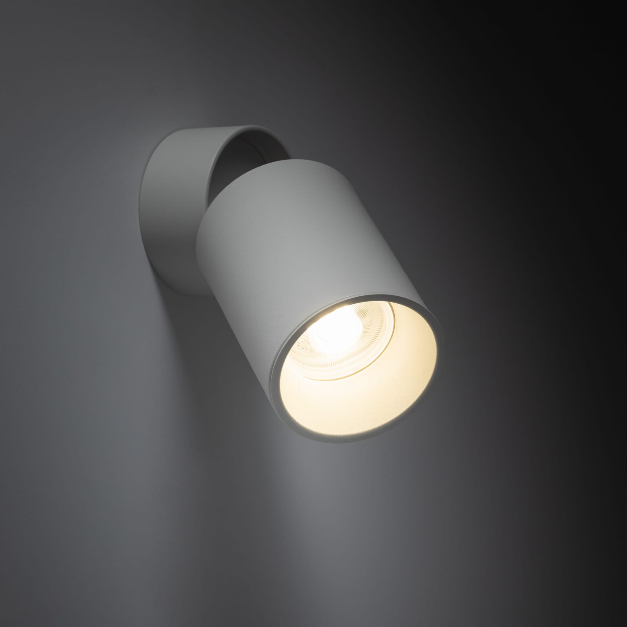 Kinkiet nowoczesny elegancki metalowy tuba biały TK Lighting Top 5373 10W GU10