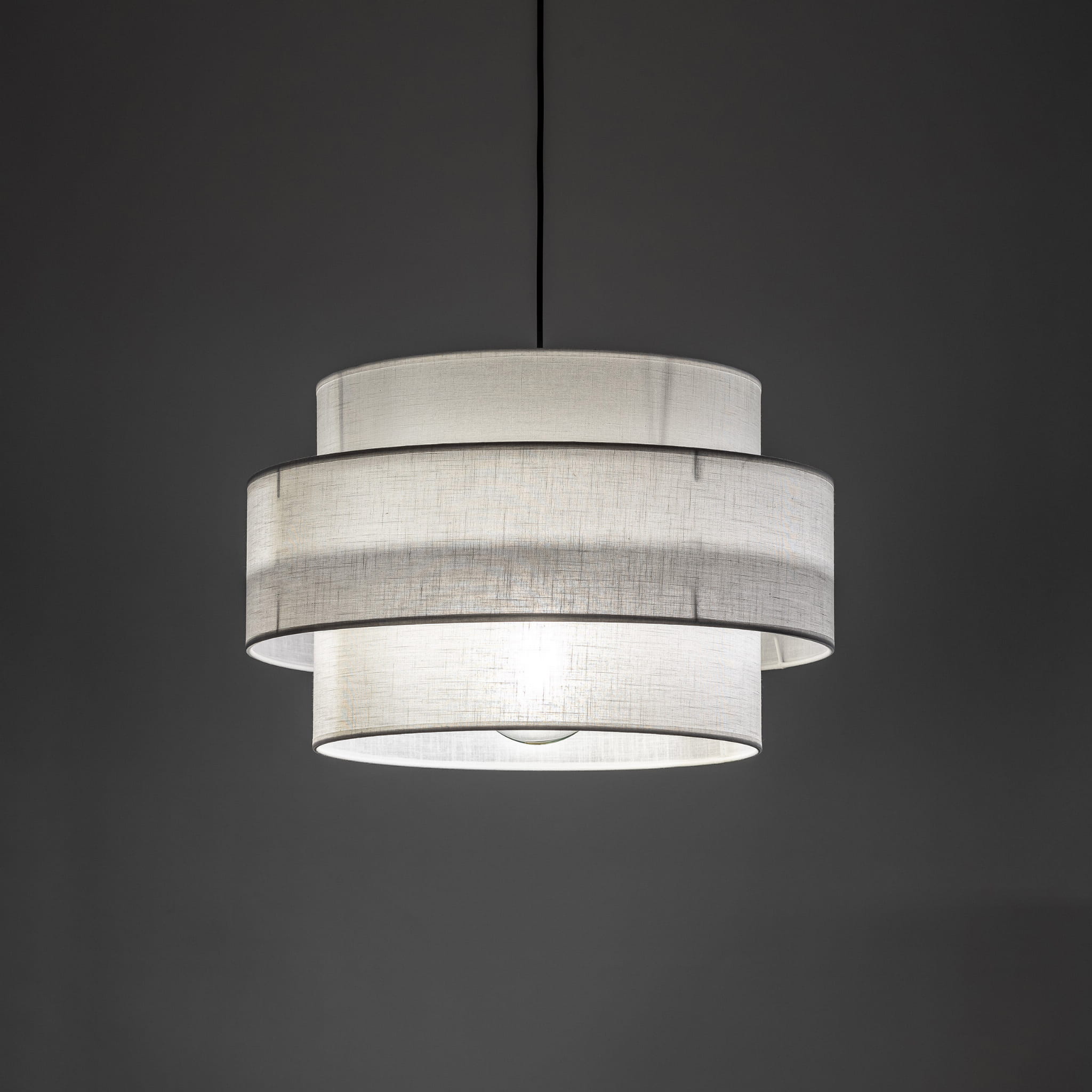 Lampa wisząca nowoczesna klasyczna abażur materiałowy tuba biała czarna TK Lighting Calisto 5095 1x15W E27