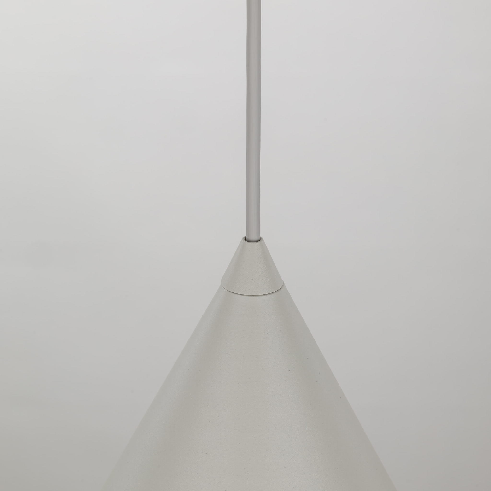 Lampa wisząca nowoczesna skandynawska loft klosz metalowy stożek beżowa TK Lighting Cono 6631 1x15W E27