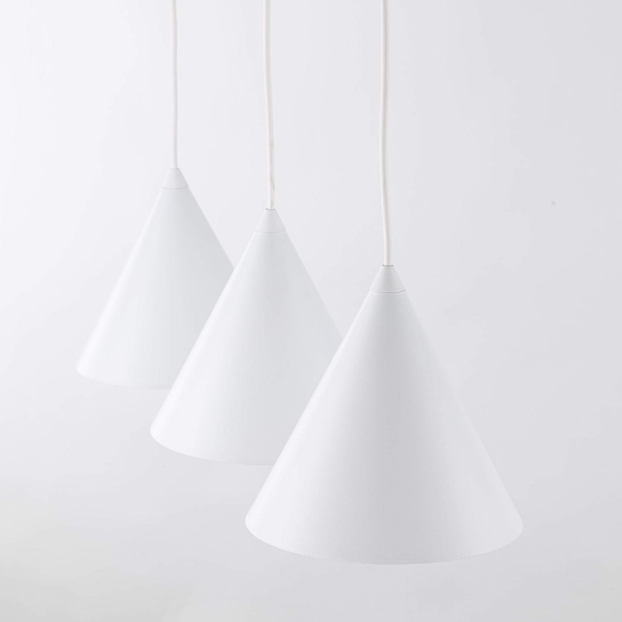 Lampa wisząca nowoczesna skandynawska klosz metalowy stożek biała TK Lighting Cono 10011 3x15W E27