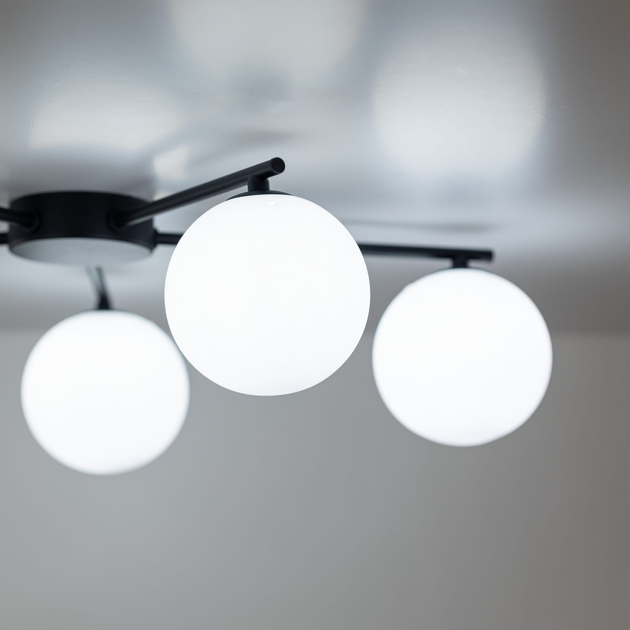 Plafon nowoczesny elegancki skandynawski pręty klosz szklany czarny TK Lighting Elton 10262 5x15W E27