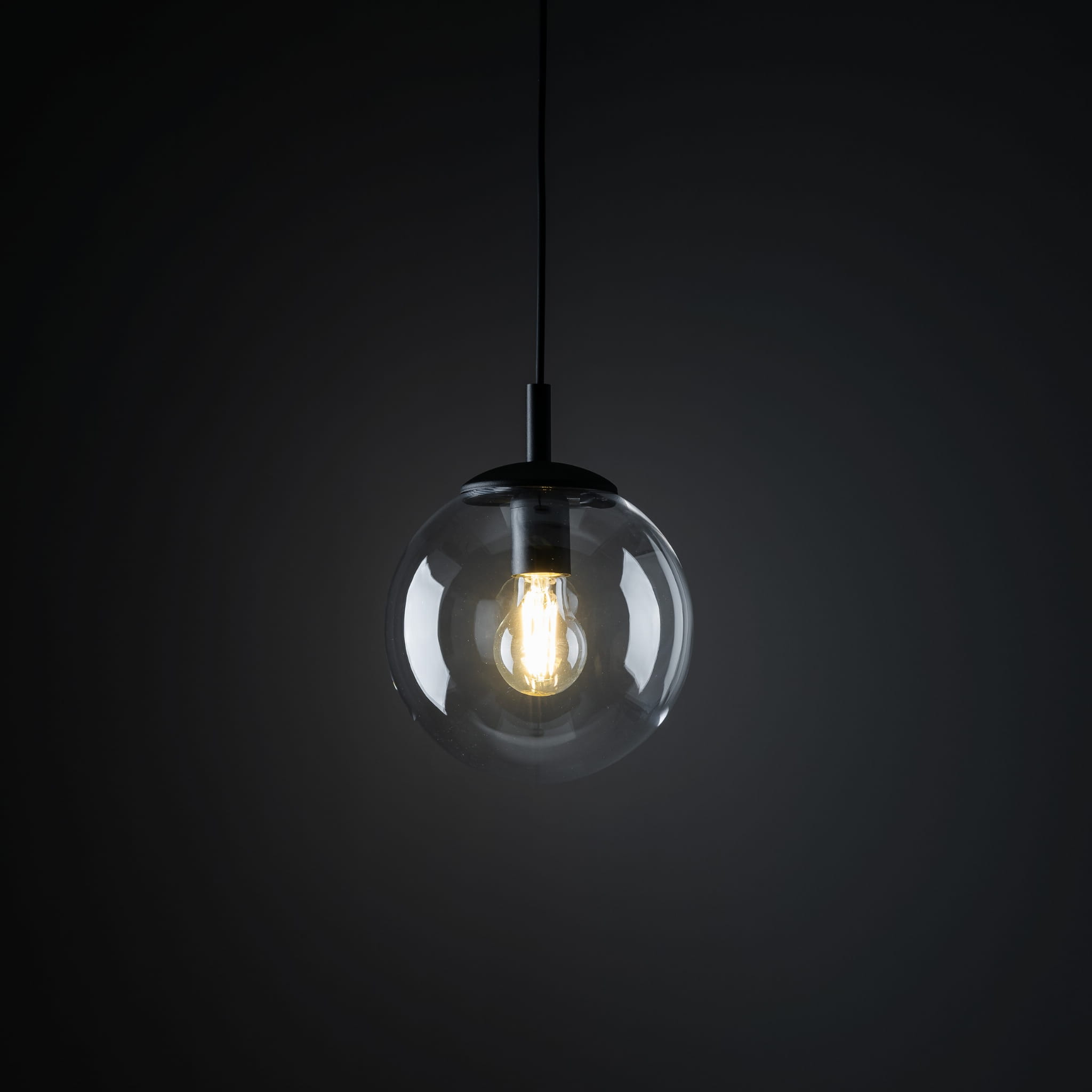 Lampa wisząca nowoczesna elegancka loft industrialna klosz szklany kula transparentna czarna TK Lighting Esme 3267 1x15W E27