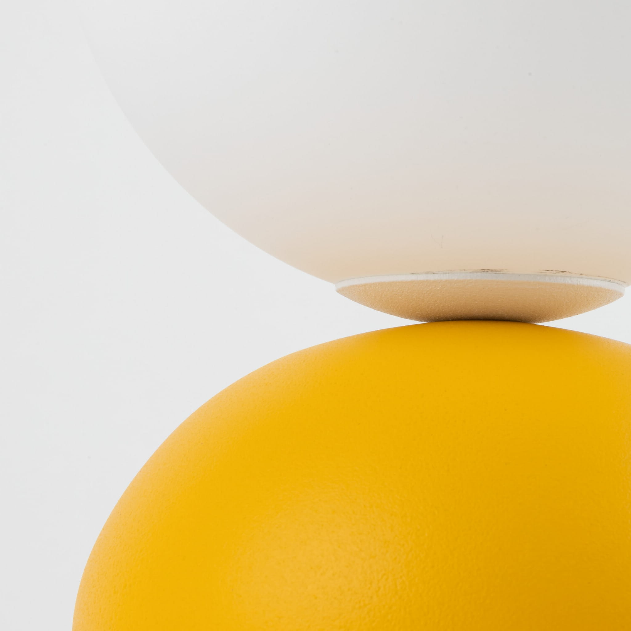 Lampka nowoczesna skandynawska loft klosz szklany kula żółta biała TK Lighting Miki 16040 1x8W G9