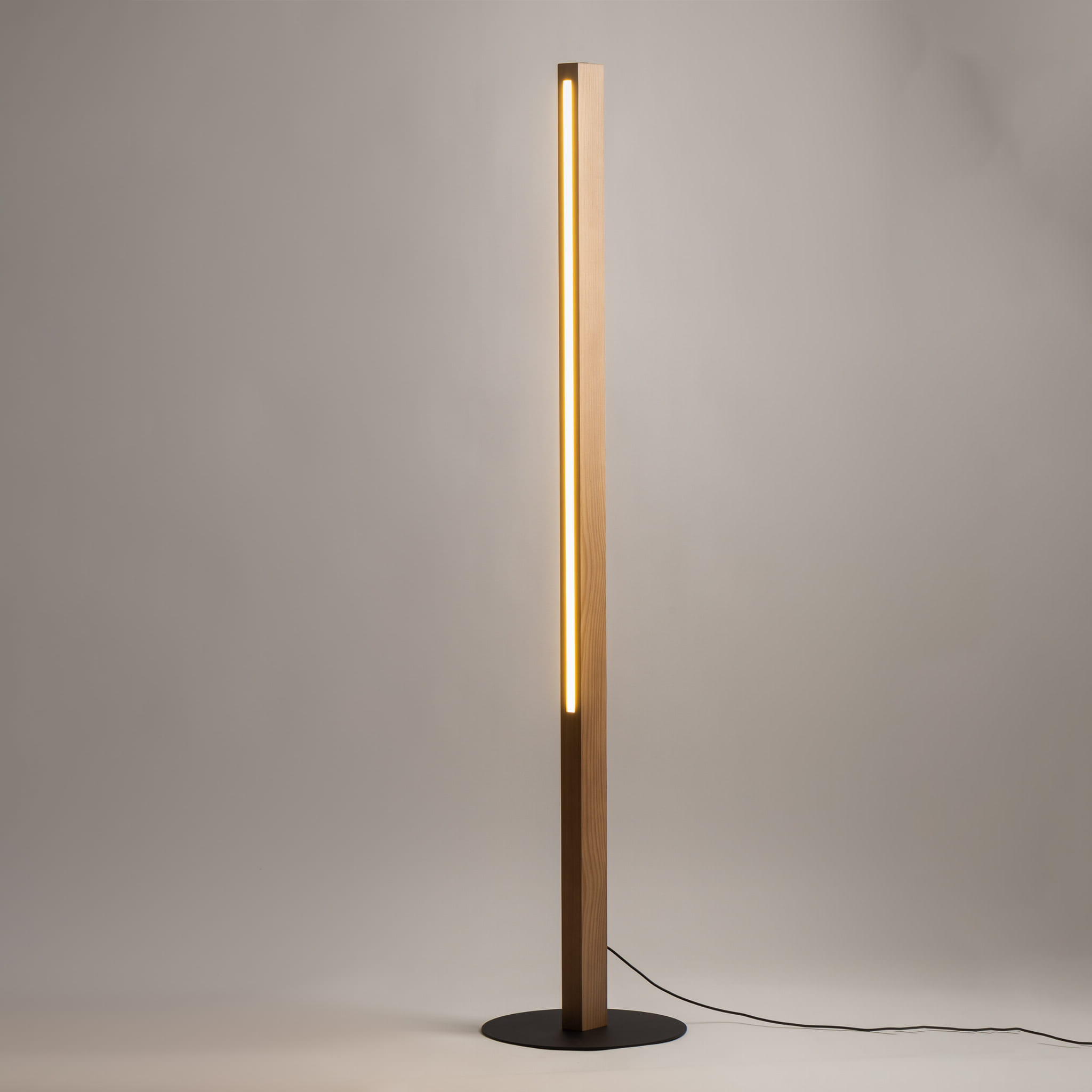 Lampa podłogowa nowoczesna skandynawska boho loft słupek drewniany sosna czarna TK Lighting Teo 1391 1x36W LED 3000K