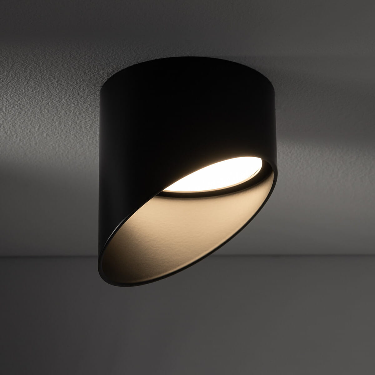3ab57452b7b443b316d0d7988a1b88de