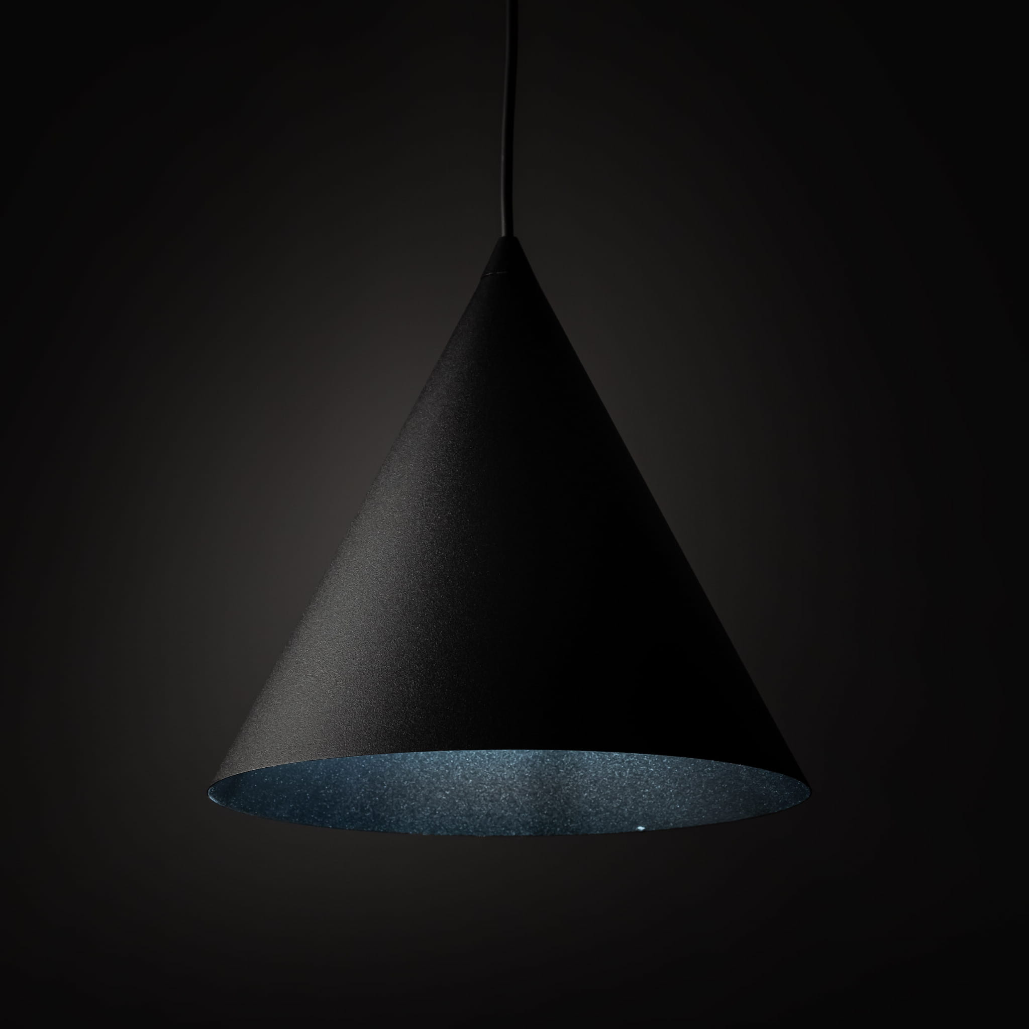 Lampa wisząca nowoczesna skandynawska loft klosz metalowy stożek czarna TK Lighting Cono 6630 1x15W E27