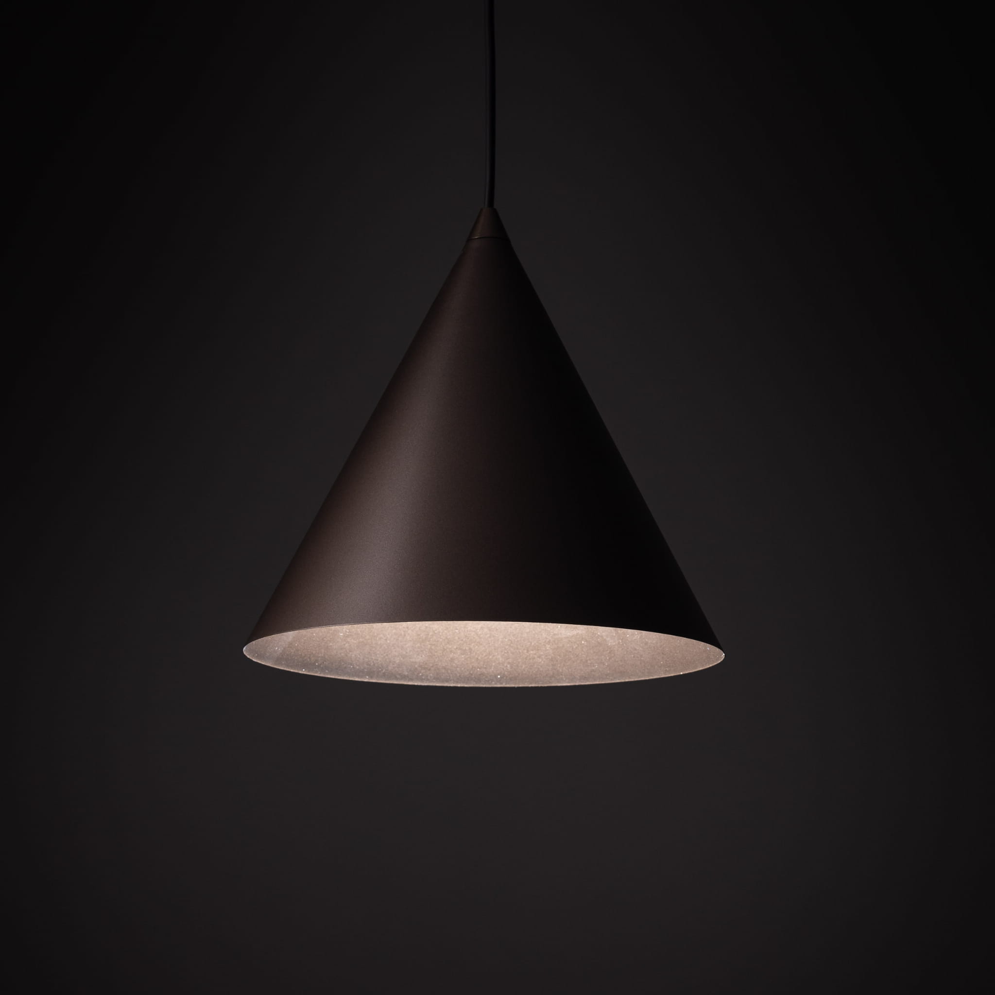 Lampa wisząca nowoczesna skandynawska klosz metalowy stożek brązowa TK Lighting Cono 10037 1x15W E27