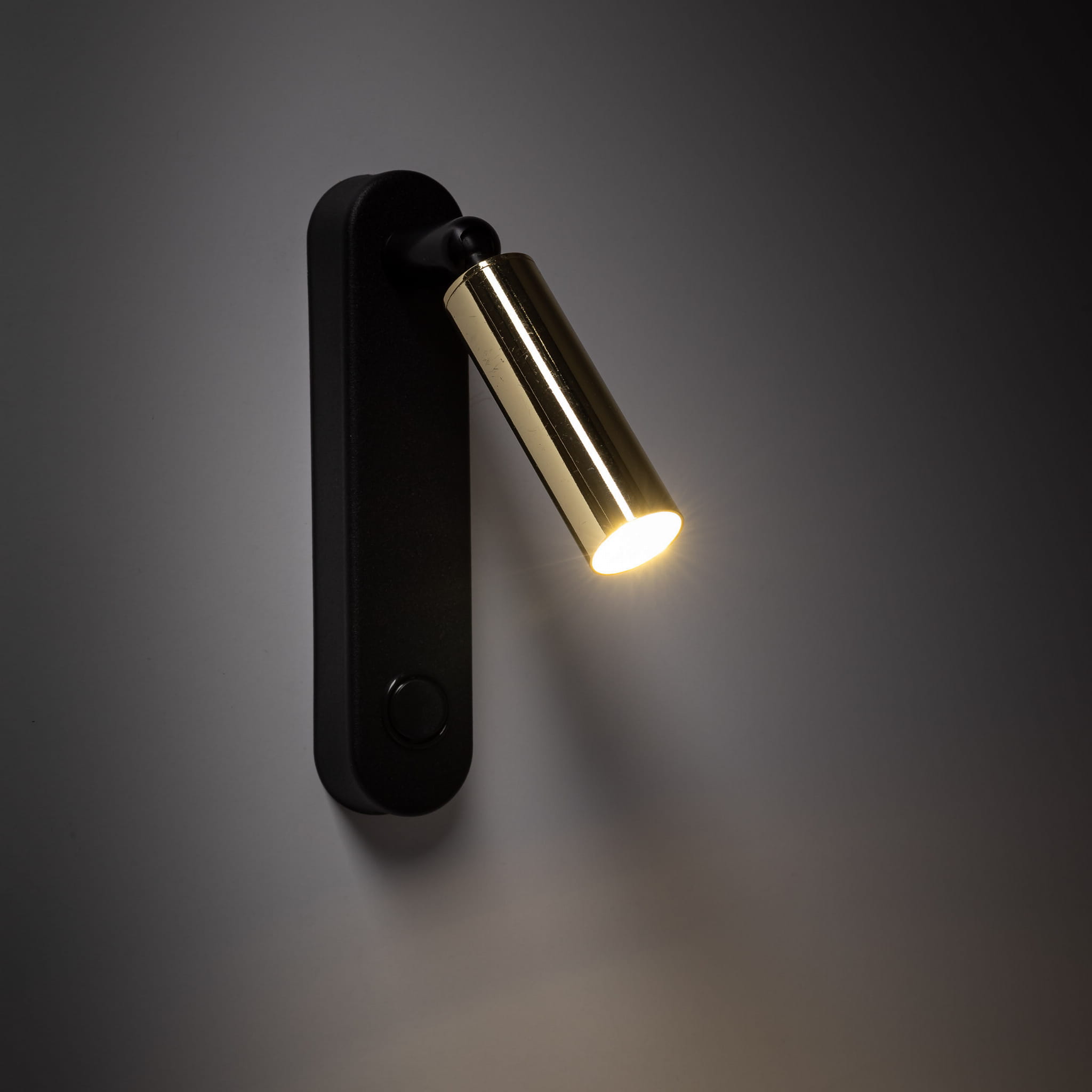 Kinkiet lampa ścienna do czytania z włącznikiem nowoczesny elegancki klosz metalowy tuba rurka czarny złoty TK Lighting Enzo 6623 1x6W G9