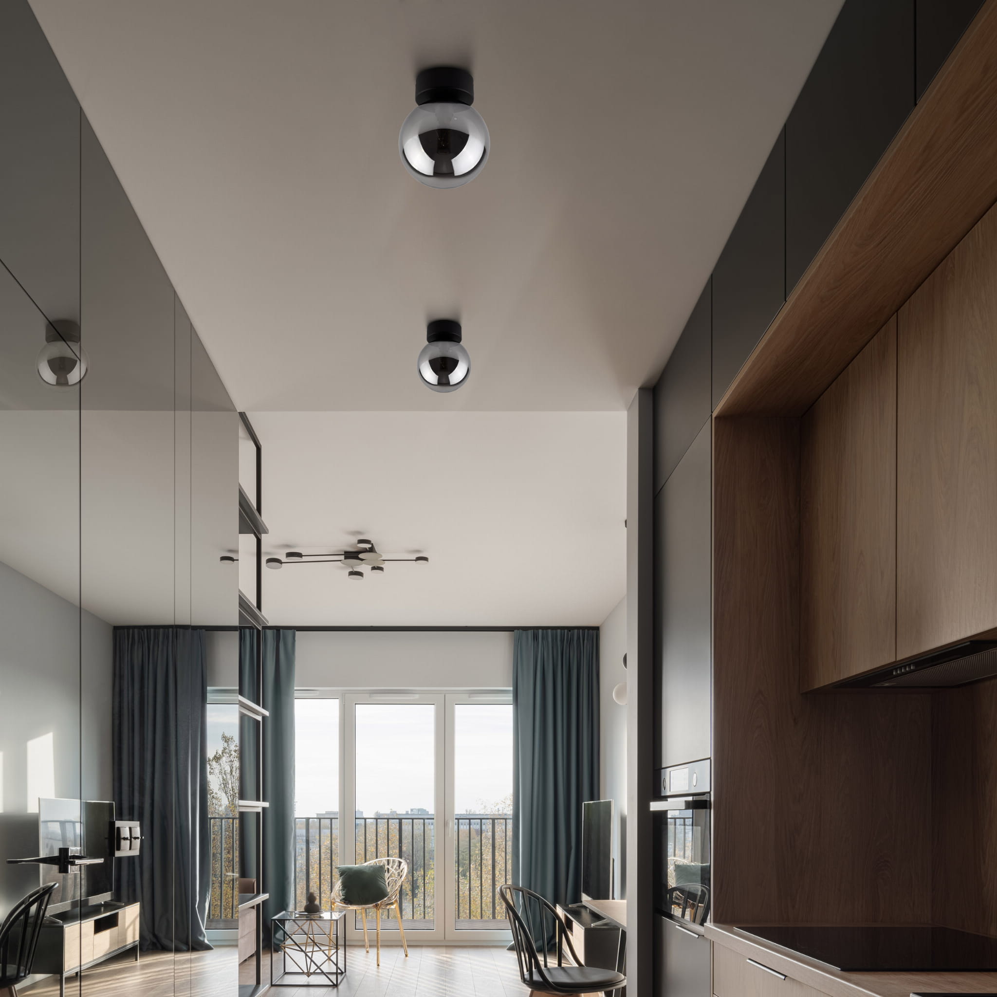Kinkiet nowoczesny elegancki loft industrialny klosz szklany kula czarny grafitowy TK Lighting Estera 10255 1x8W G9