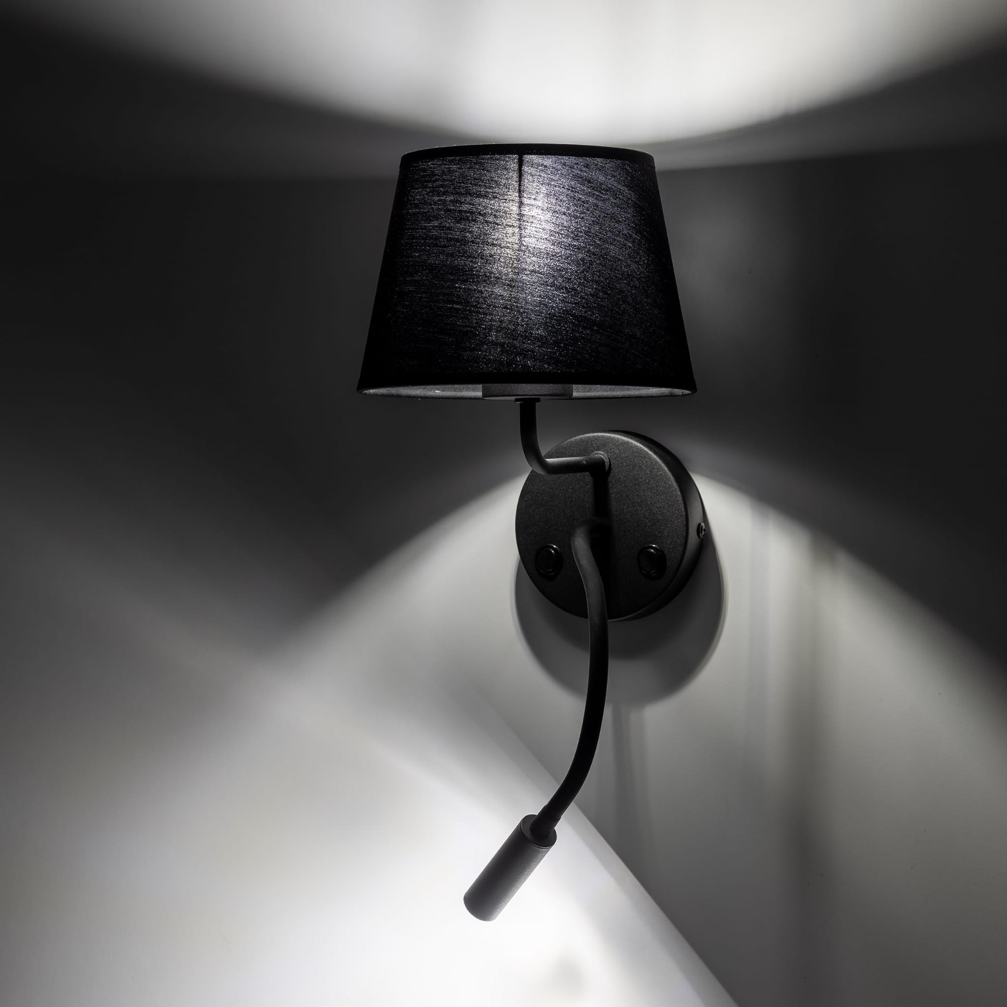Kinkiet do czytania z włącznikiem nowoczesny elegancki loft giętki tuba rurka abażur materiałowy czarny TK Lighting Maja 10081 1x60W E27 1x6W G9