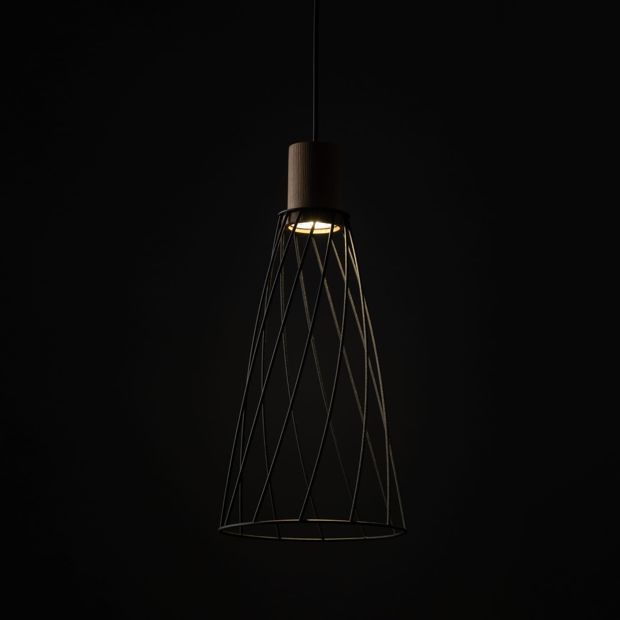 Lampa wisząca nowoczesna industrialna loft ażurowa klosz metalowy pręty stożek czarna drewno TK Lighting Modesto 10157 1x10W GU10